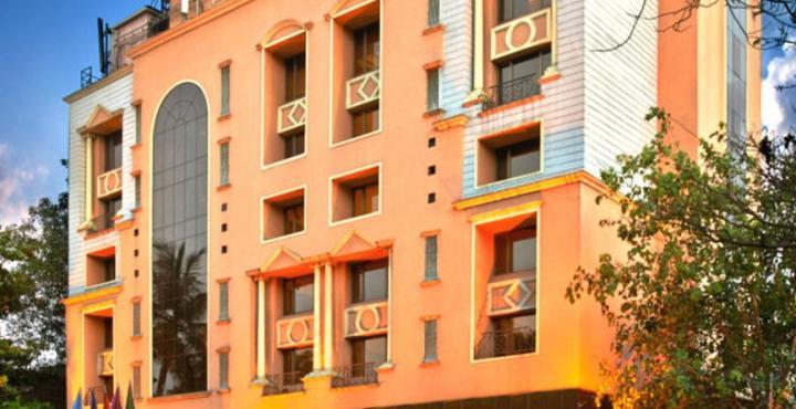 เดอะอินเตอเนชั่นแนลบายทุนกา Hotel มุมไบ ภายนอก รูปภาพ