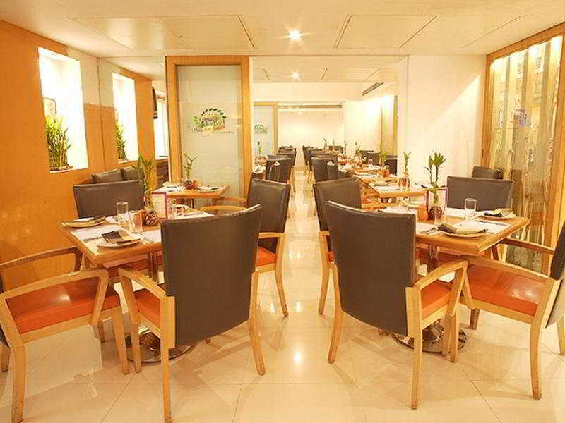 เดอะอินเตอเนชั่นแนลบายทุนกา Hotel มุมไบ ภายนอก รูปภาพ